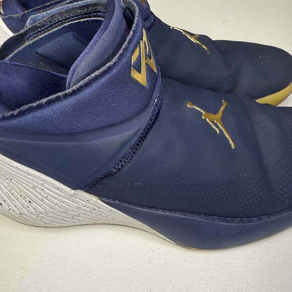 Jordan Why‎ Not Zer0.1 Blue and Gold Westbrook size 10 shoe - Picture 6 of 11